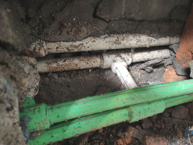 康定市消防水管漏水检测维修.客厅漏水检测维修